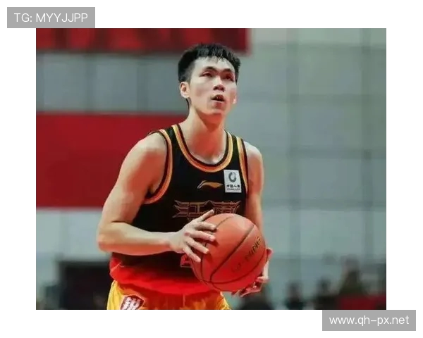 庞峥麟首秀表现抢眼三分球4投3中贡献9分1板1助